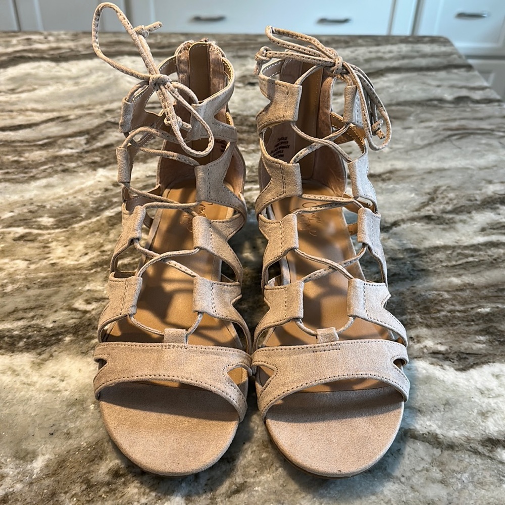 Crown Vintage Wedge Gladiator Sandal size 7.5. Medium Taupe. New in box.